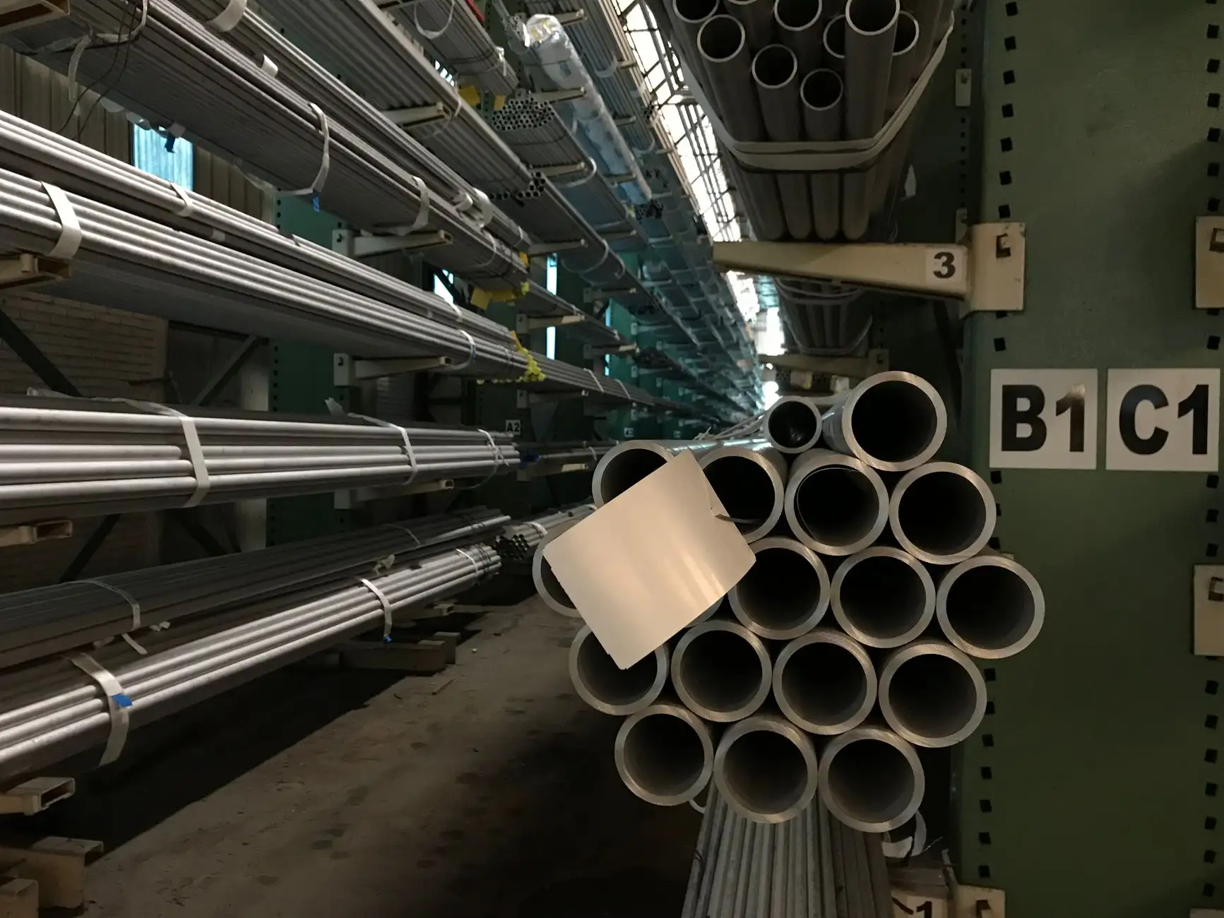 重庆钢结构厂房H型钢构件加工工艺与质量控制要点
